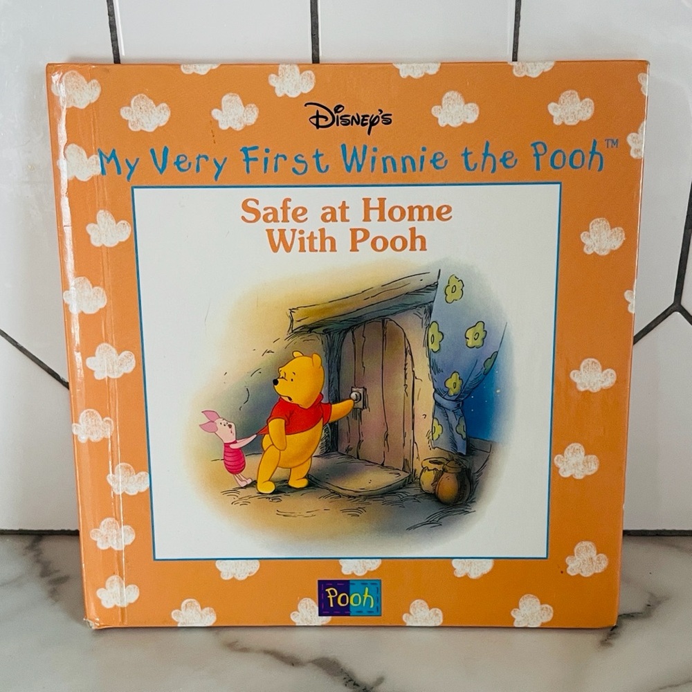 Vintage 1998 Disney's My Very First Winnie the Pooh “Safe at Home with Pooh”
